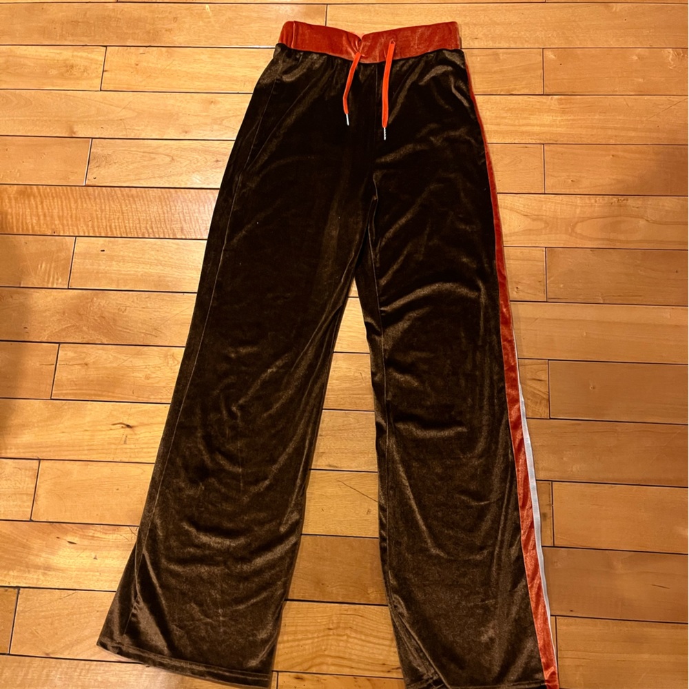 Mesh brown and orange strip bell bottoms.